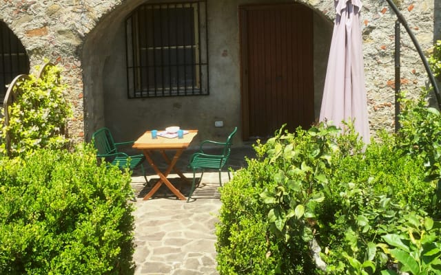 Private room in ancient farmhouse - Casa Mirto - Verdicanna Estates
