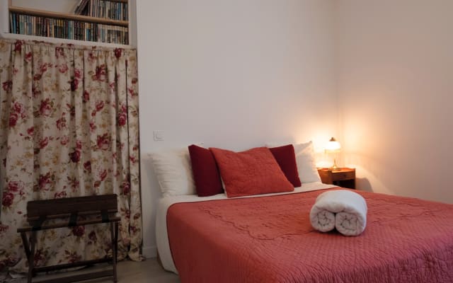 ESCALE BLEUE Chambre d'hôtes privée / sdb & salon dans boutique 1930
