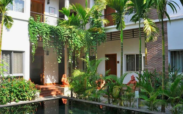 Gentleman's Hotel & Woman's Friendly - Brunnen von Tara - 213