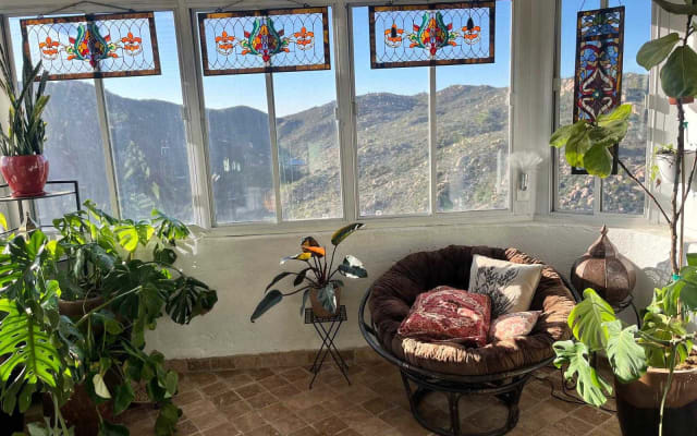 Private Mountaintop Retreat