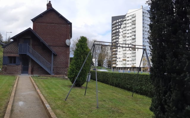 Spacious & comfortable house - sleeps up to 11, near Rouen