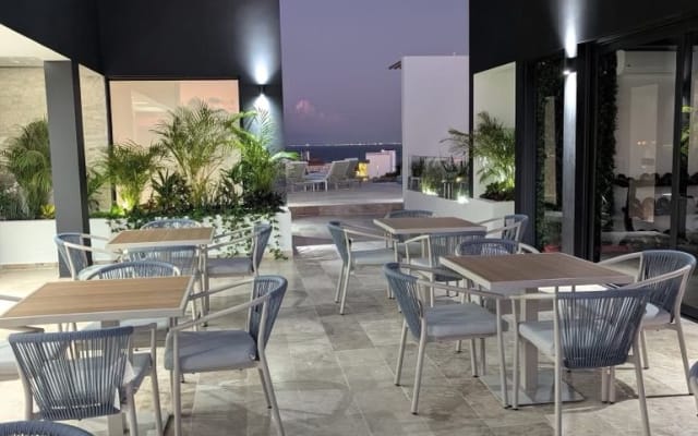 Luxurious new studio
Centro 
Menesse 360 beach walk 
Casa Tangerina - Photo 10