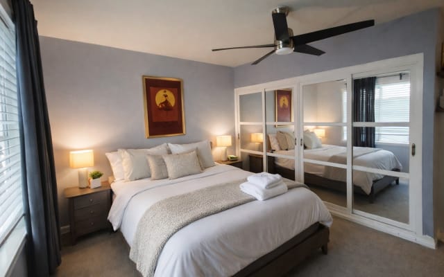 perfectly located in WeHo - Walk to bars, restaurants, Gyms & more!
