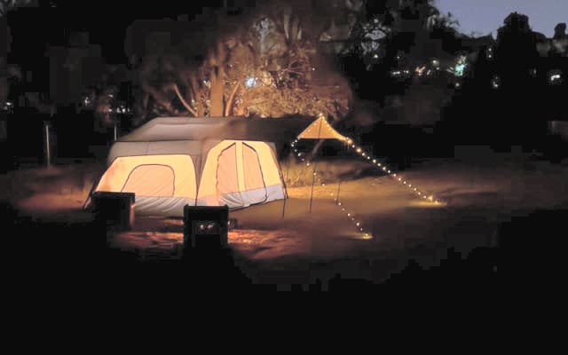 Glamping an den Ufern der Lagune von Acuitlapilco in Tlaxcala...