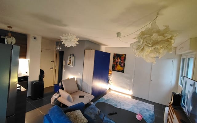 grand studio design proche de tout