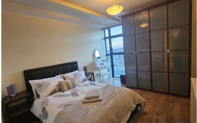 Spacious, friendly oasis in East London