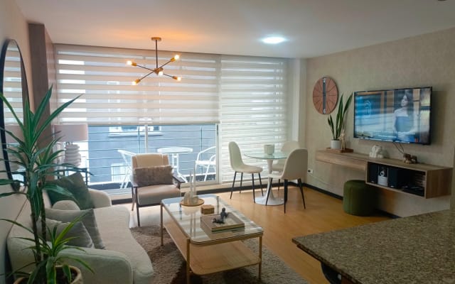 Like A Home - (Queen+Full)Beds + Balcon + Parking - 7thFloor