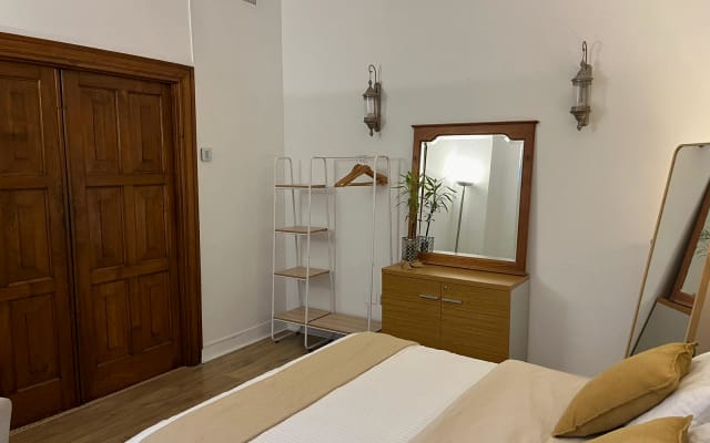 Room with private bathroom in the historic center of Malaga