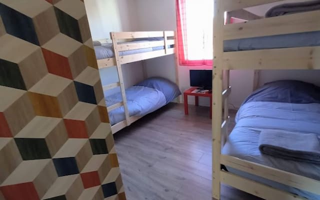CHAMBRE D HOTES  Hossegor : Massage Yoga  #3-4 dortoir partagé