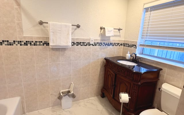 Private room in home in Wilton Manors, Florida, United States