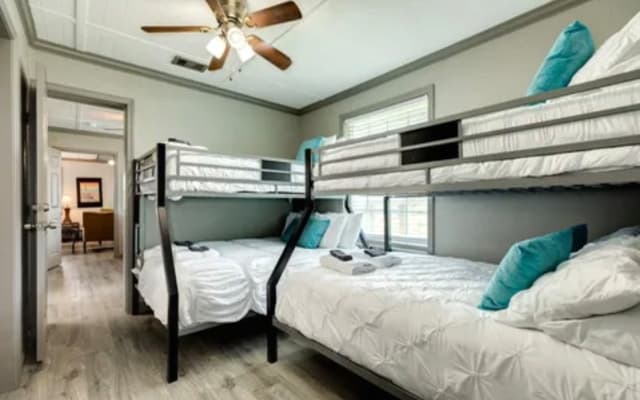 Cozy Duplex steps from the Beach - Picture 6