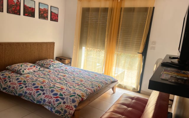 Bedroom 20 m2 with shower room including wc and Italian shower