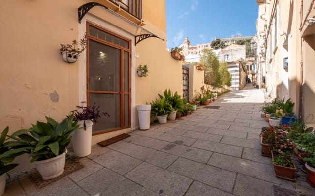 Fantastico appartamento nel cuore di Cagliari, con patio.