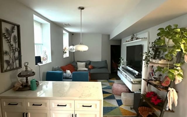 Cozy furnished room in prime DC near Metro & Union Station & More!
