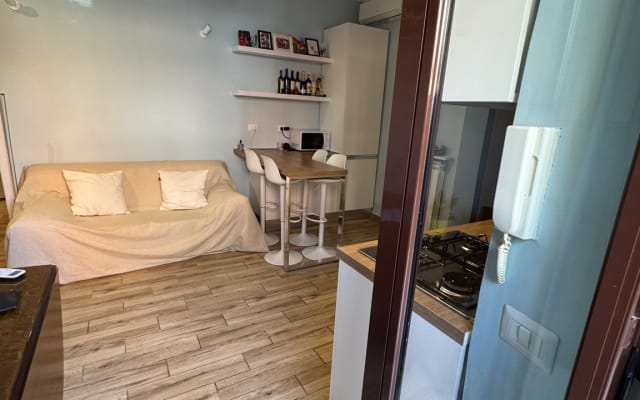 Private Room in Nomentana - Near Metro Conca D'Oro - Welcoming Stay