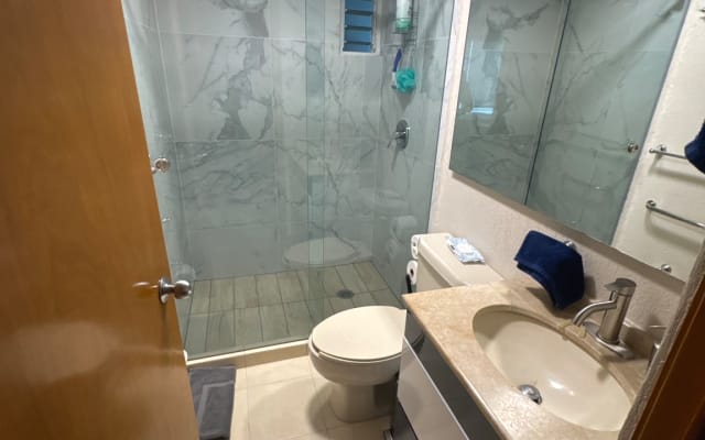 Privatzimmer mit Schlafsofa und eigenem Bad südlich von CDMX.