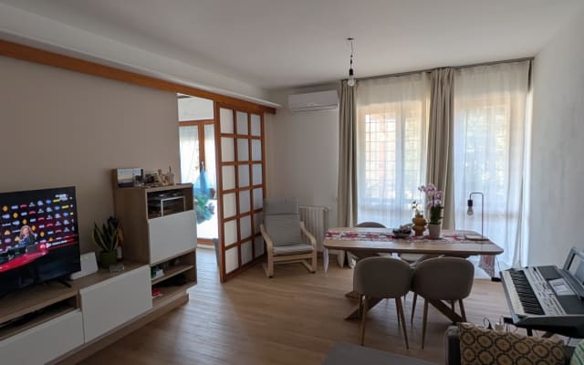 Cozy house in quiet area, well connected to the center