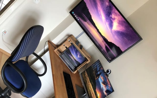 Cozy private room, close to the City Center (5 Undergroud stops)