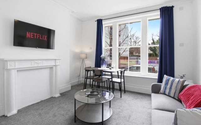 The View | Central Quayside Serviced Apartment