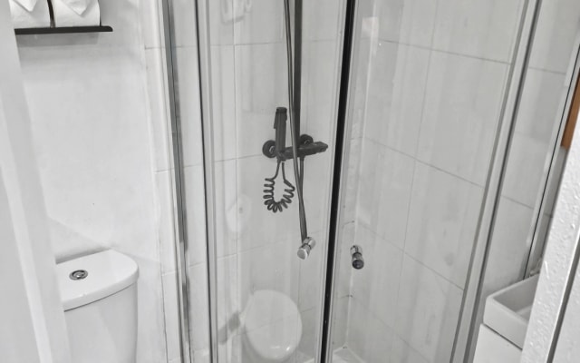 Studio confortable - Hampton Hill - A proximité de Bushy Park - Parking et...