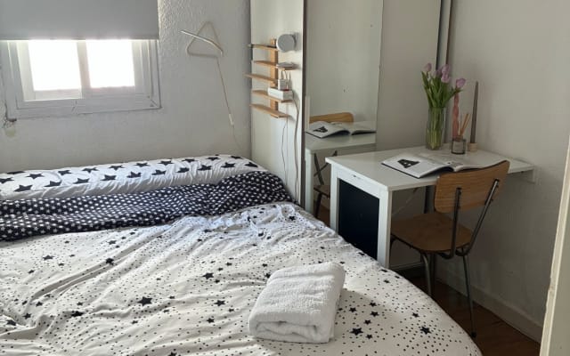 Chambre à Lavapiés avec terrasse