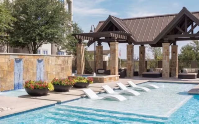 Pool|Central|Near airport|mini-golf|largespace|Gym - Picture 23
