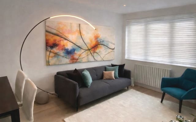 10 min from central London