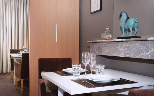 Didier's listing on misterb&b - Meals can be taken in the room. Meal delivery available.