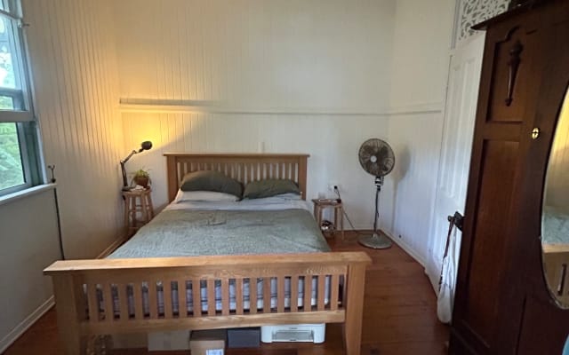 Zimmer im niedlichen Cottage mit Laubbäumen - Foto 4