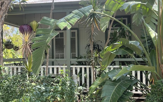 Zimmer im niedlichen Cottage mit Laubbäumen - Foto 7