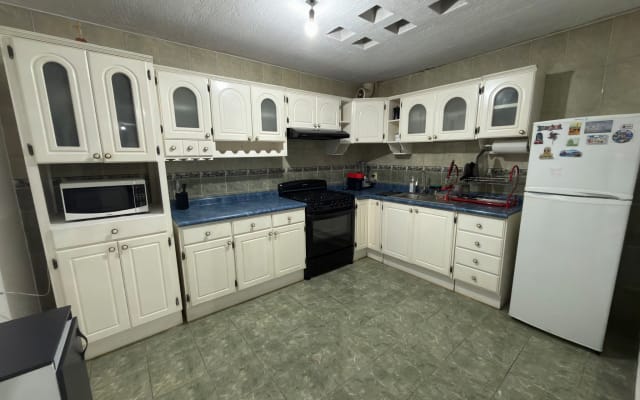 L'annuncio di Alejandro su misterb&b - Cucina completamente attrezzata 🍌🥒🍑