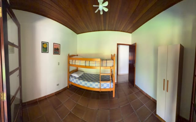 Profitez d'une maison confortable à 150m de la plage - Photo 9