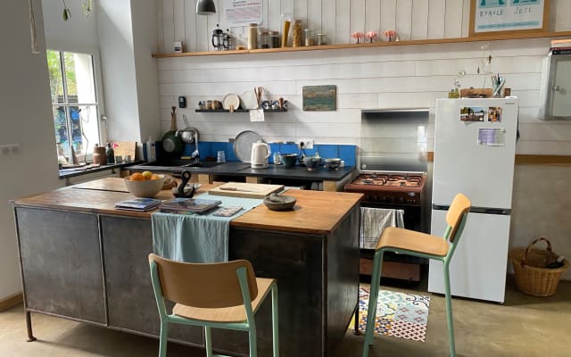 C&dr!c's listing on misterb&b - The kitchen