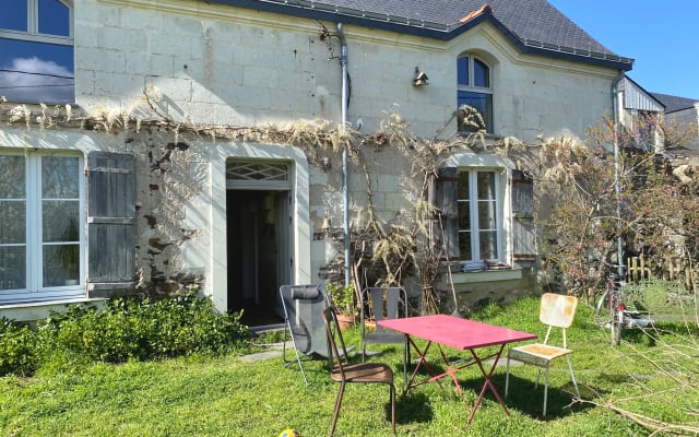 C&dr!c's listing on misterb&b - The house's south-facing facade