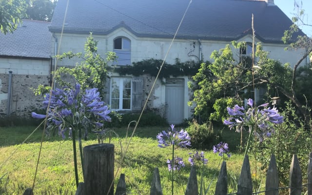 Shared room, house on the banks of the Loire. - Picture 21