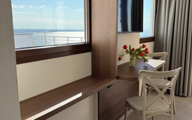Baobloom sea view front center of Thessaloniki - Picture 12