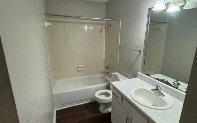 Carolina North Forest Condominio