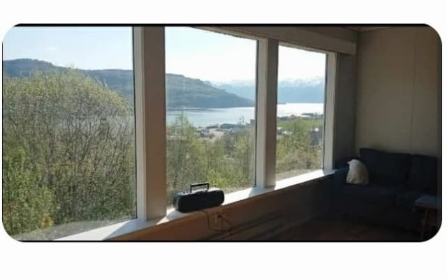 Willkommen in den schönen Hardangerfjorden
Schönes Haus in Strandnähe.
