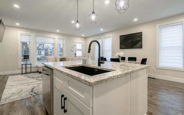 65 sur la Main à Kingsville