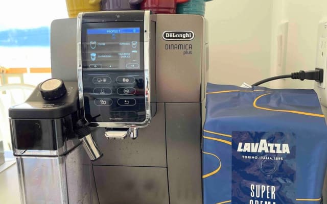 L'annuncio di Evelyn su misterb&b - Macchina per caffè in tazza Delonghi