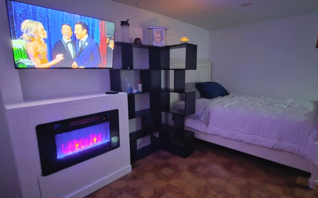 NEW Studio Oasis, 15 min O'Hare/20 min ChicagoLoop 420 Friendly - Foto 13