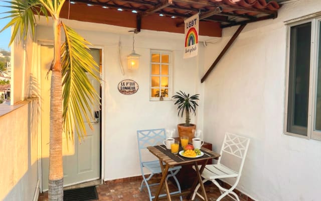 Toit calme - Terrasse privée - Plage à 3 min.