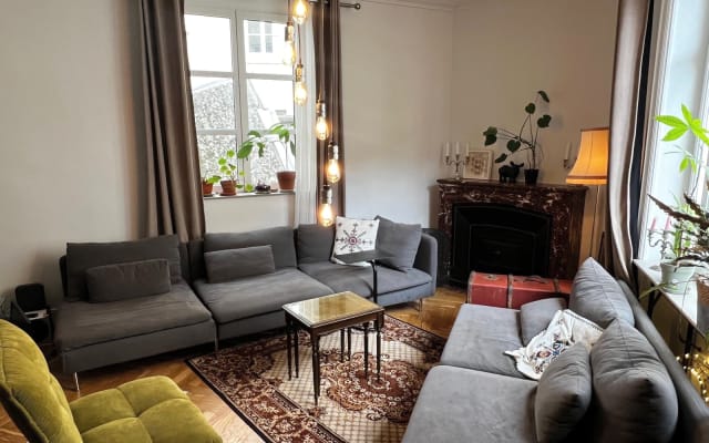 Estúdio-Vibe: Quarto grande e tranquilo, idealmente localizado