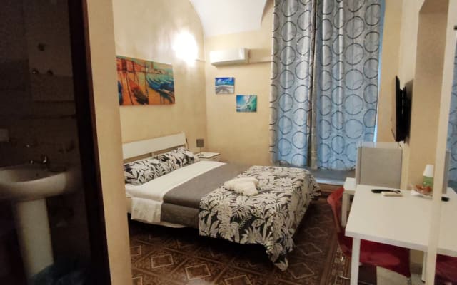 Bed and breakfast in the city center in the magical via etnea
