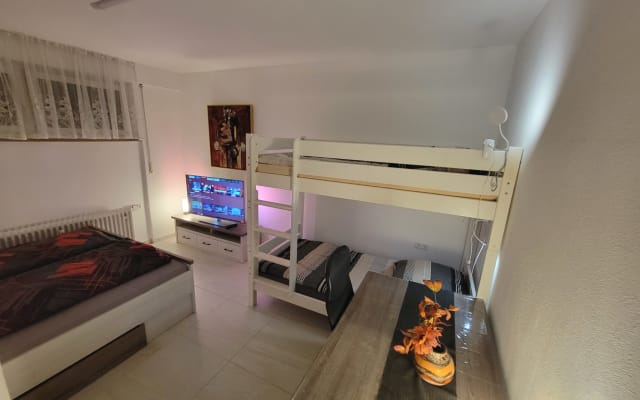 Cerca del aeropuerto de Stuttgart / Recinto Ferial