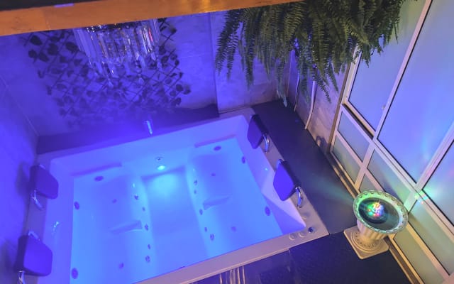 L'annuncio di David su misterb&b - Jacuzzi