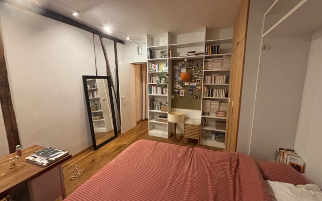 Appartement proche du Canal Saint Martin - au calme