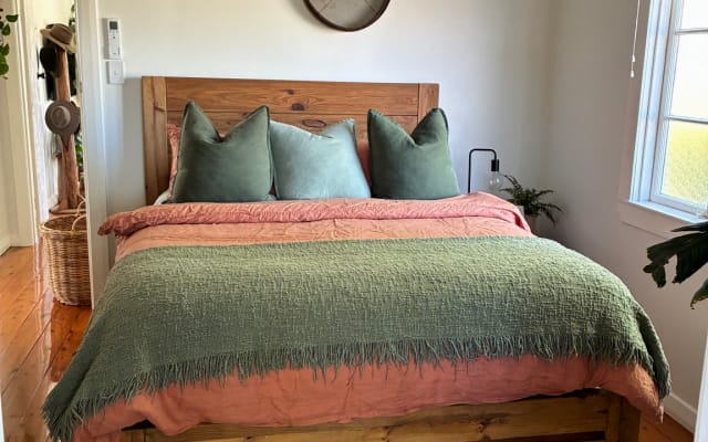 Castaway Country Cottage