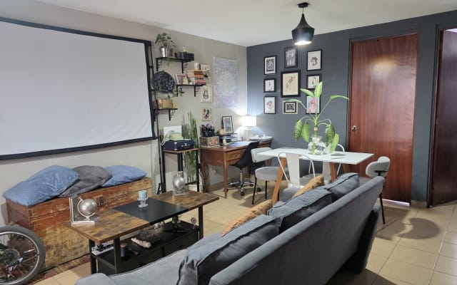 Descubre la comodidad y el encanto de vivir en el corazón de la Ciudad