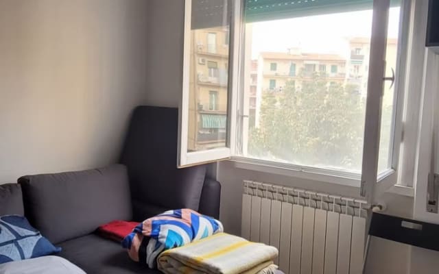 Apartment in condominium, close to park and city center.